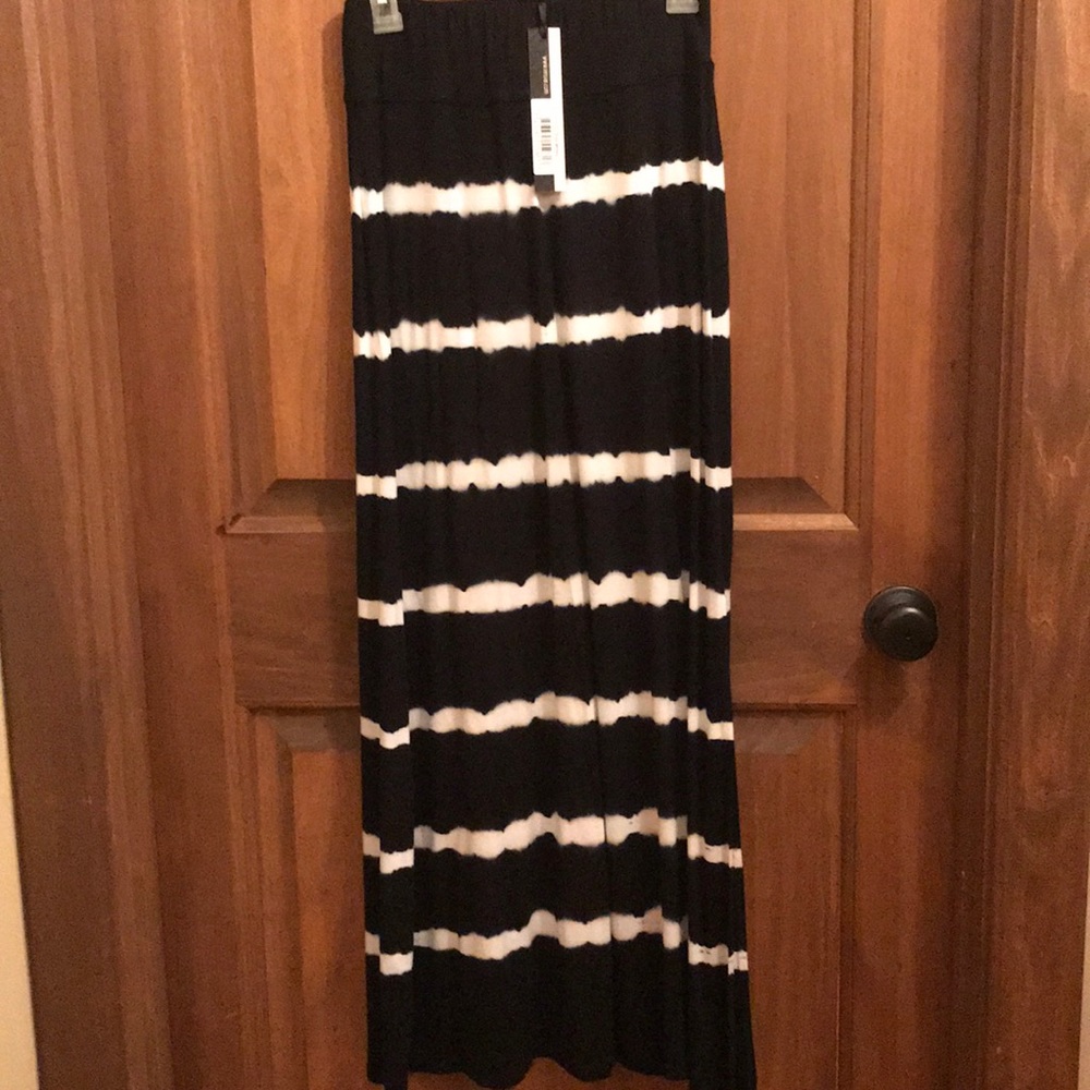 Maxi skirt. Tie dyed.